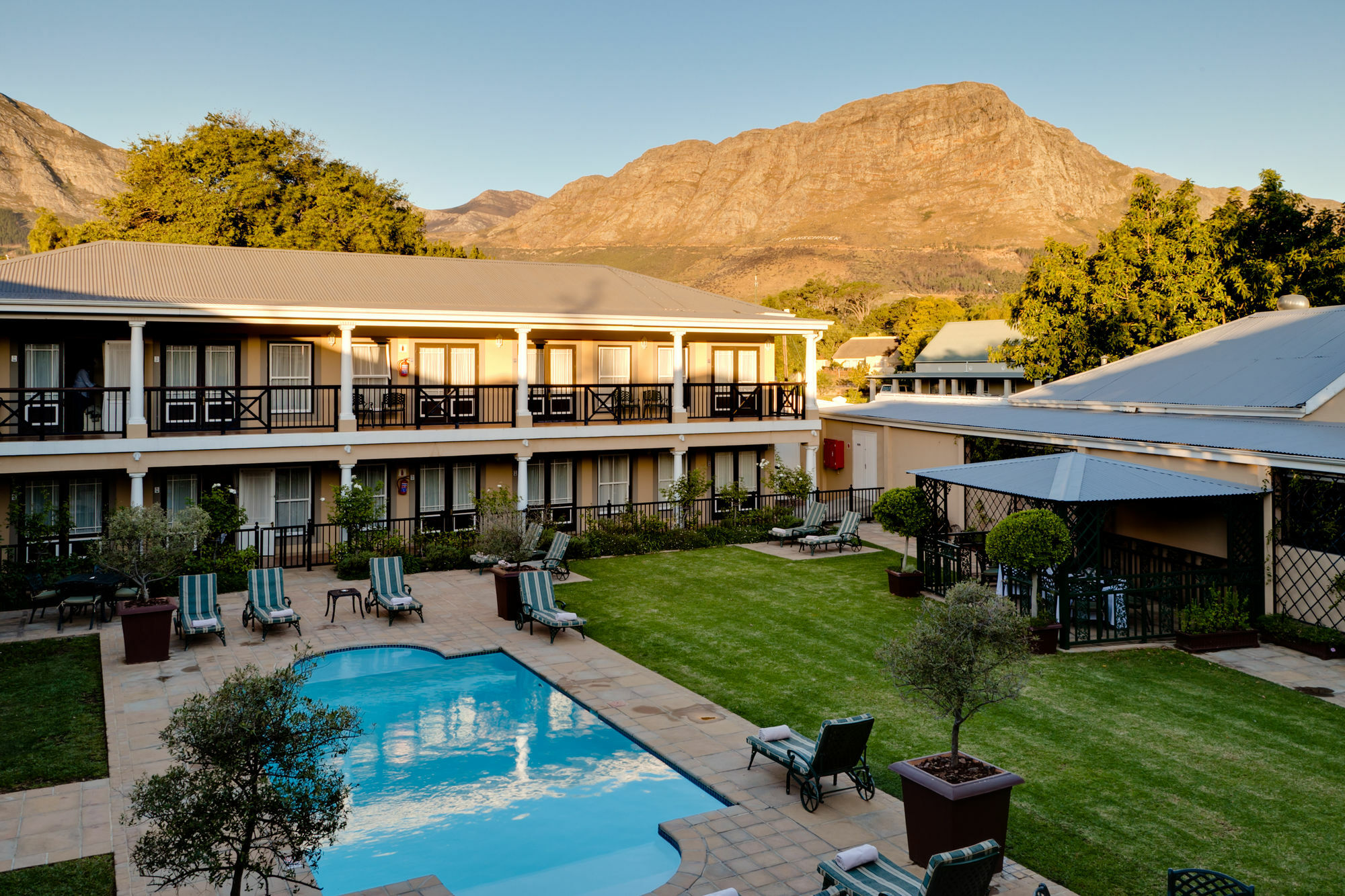 Protea Hotel by Marriott Franschhoek Buitenkant foto